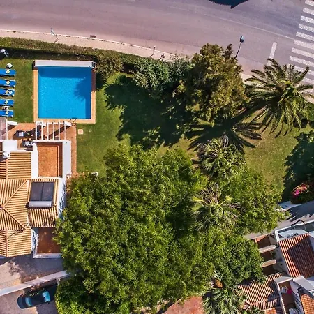 Mora - Close To The Gale (Albufeira)