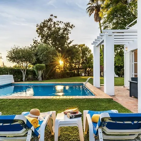 Сasa de vacaciones Mora - Close To The